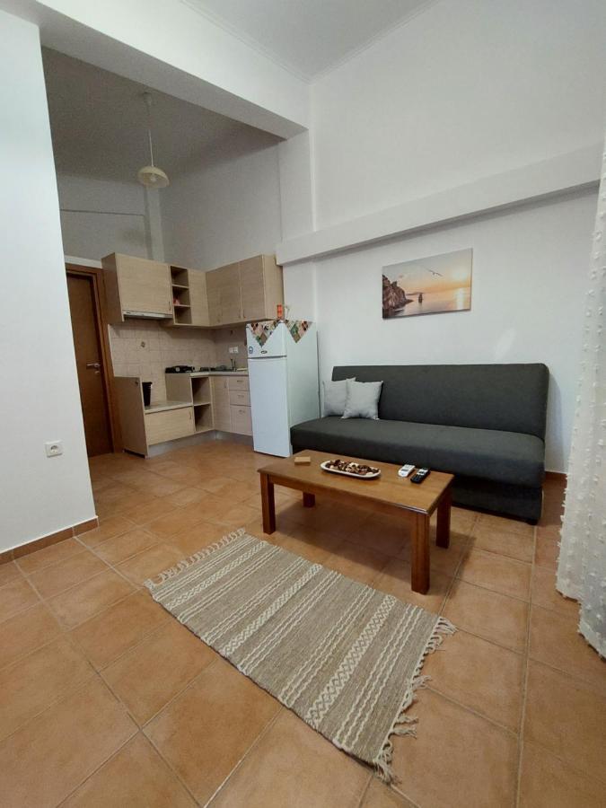 El Verde Apartments Σκάλα Εξωτερικό φωτογραφία