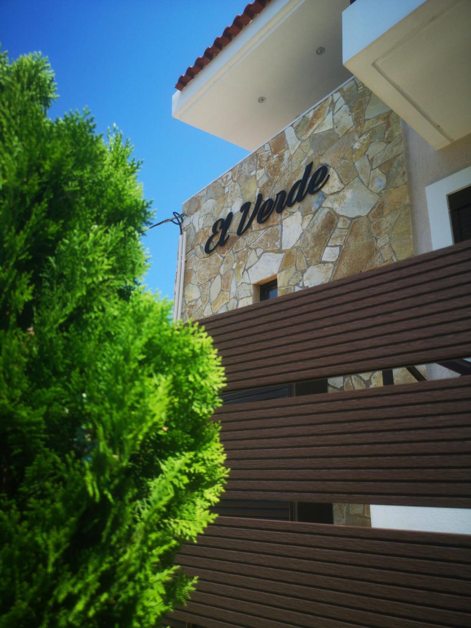 El Verde Apartments Σκάλα Εξωτερικό φωτογραφία
