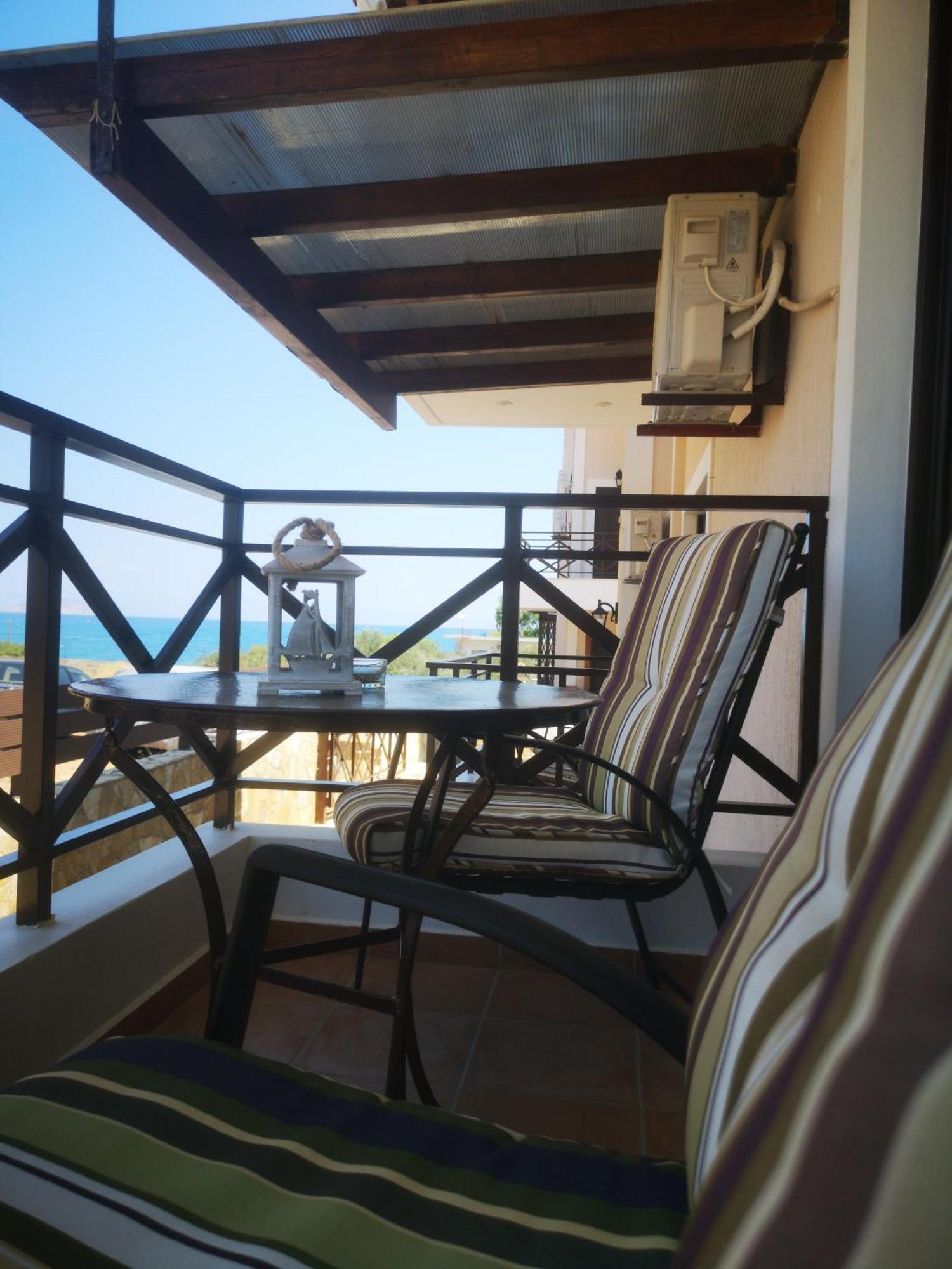 El Verde Apartments Σκάλα Εξωτερικό φωτογραφία